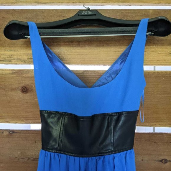 AW16 BLACK FAUX LEATHER TOP W/ BACK TAIL - Picture 9 of 11